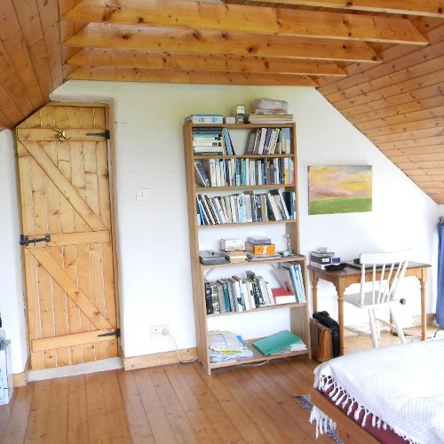1st Floor Sitting Room / Bedroom