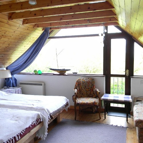 1st Floor Sitting Room / Bedroom