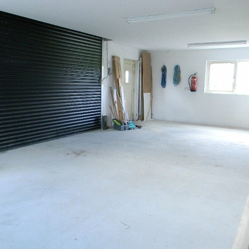 Detached Double Garage.